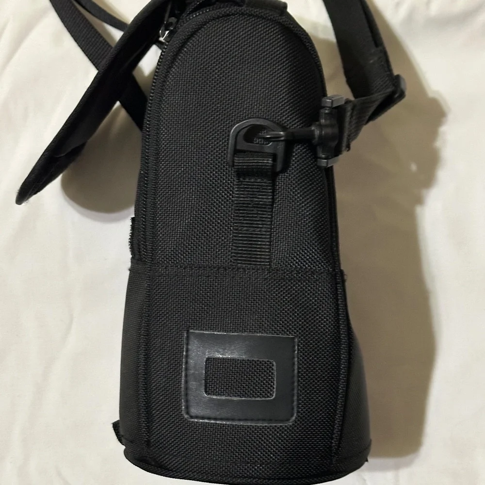 Nikon CL M1 Ballistic Nylon Lens Case